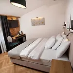 Szálloda Teatr 4*
