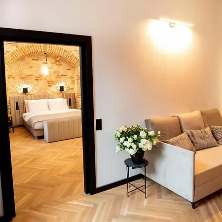 Hotell Teatr 4*
