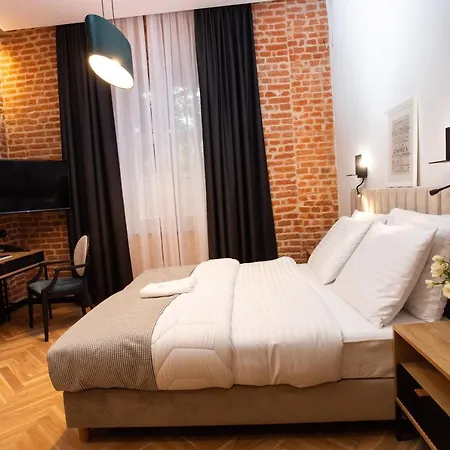 Hotell Teatr 4*