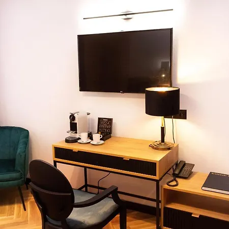 Hotell Teatr 4*